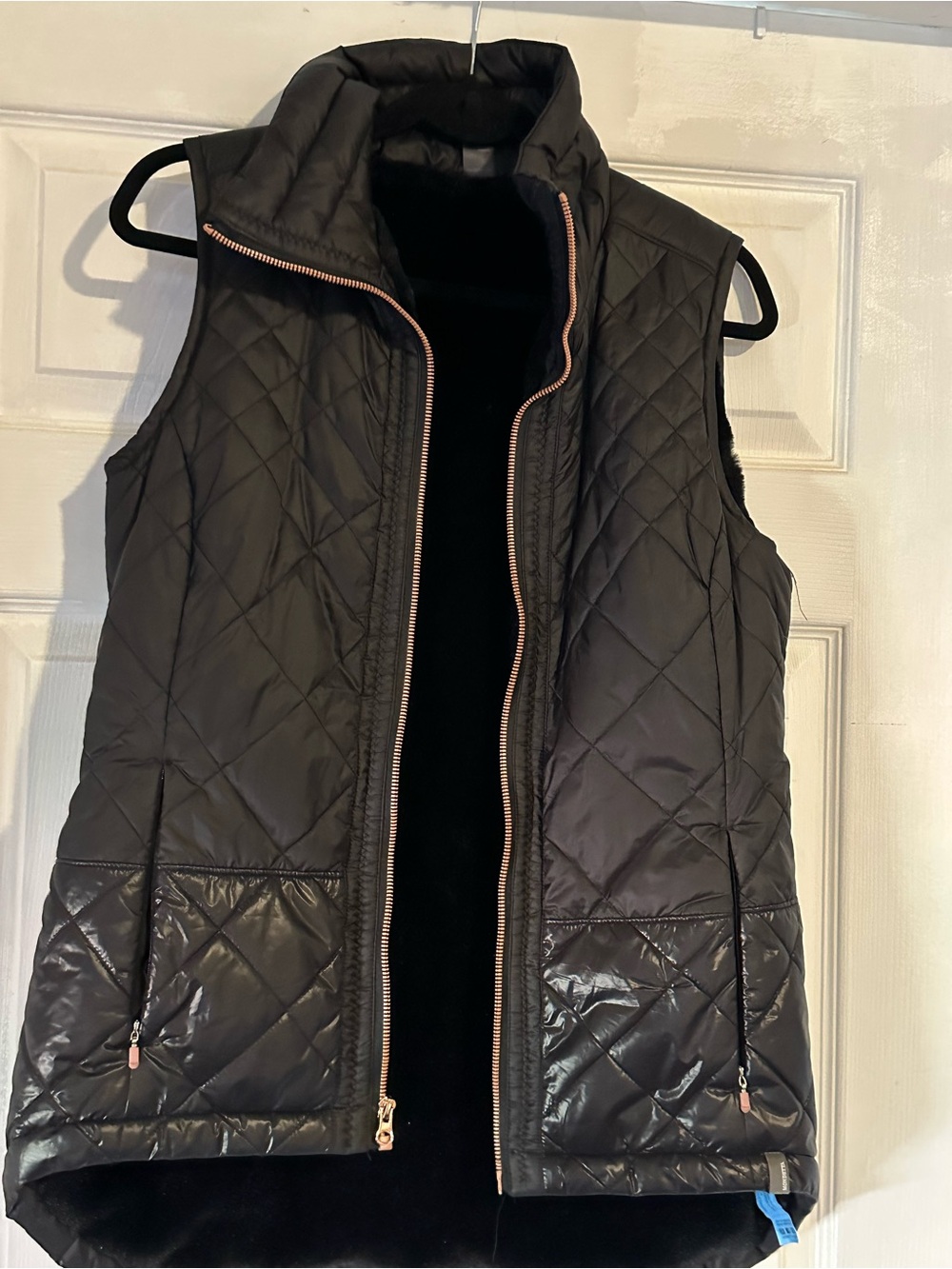 Wilsons Leather Quilted Black Vest with Rose Gold Zipper